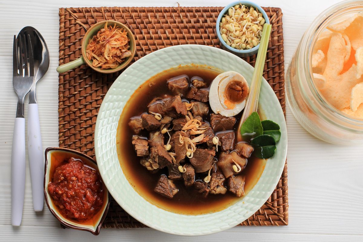 Resep Rawon Daging Sapi Sandung Lamur Khas Jawa Timur Empuk Tidak Alot